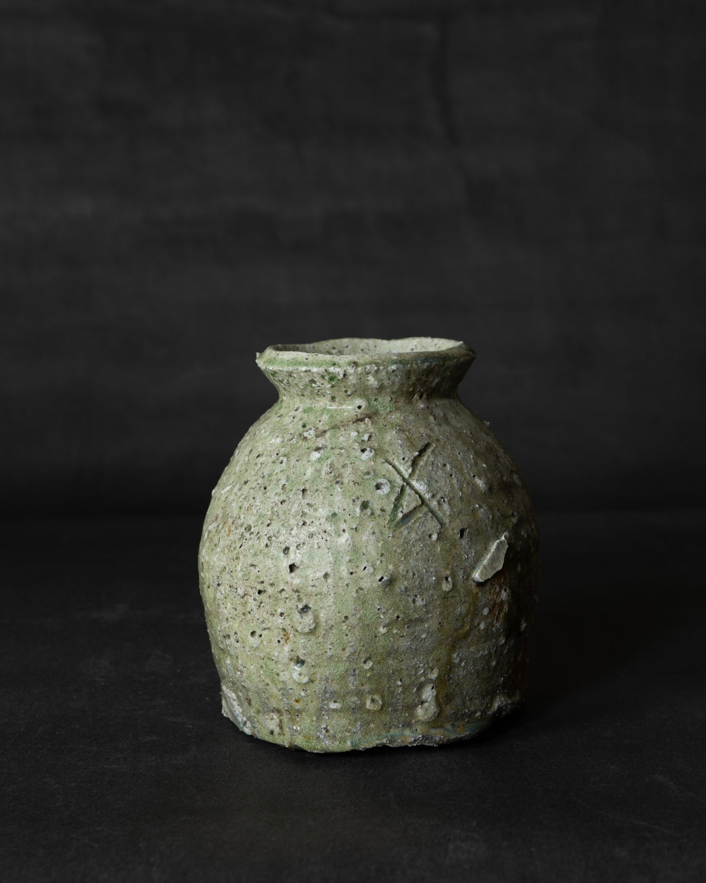 Iga Uzukumaru Flower Vase (st02653)
