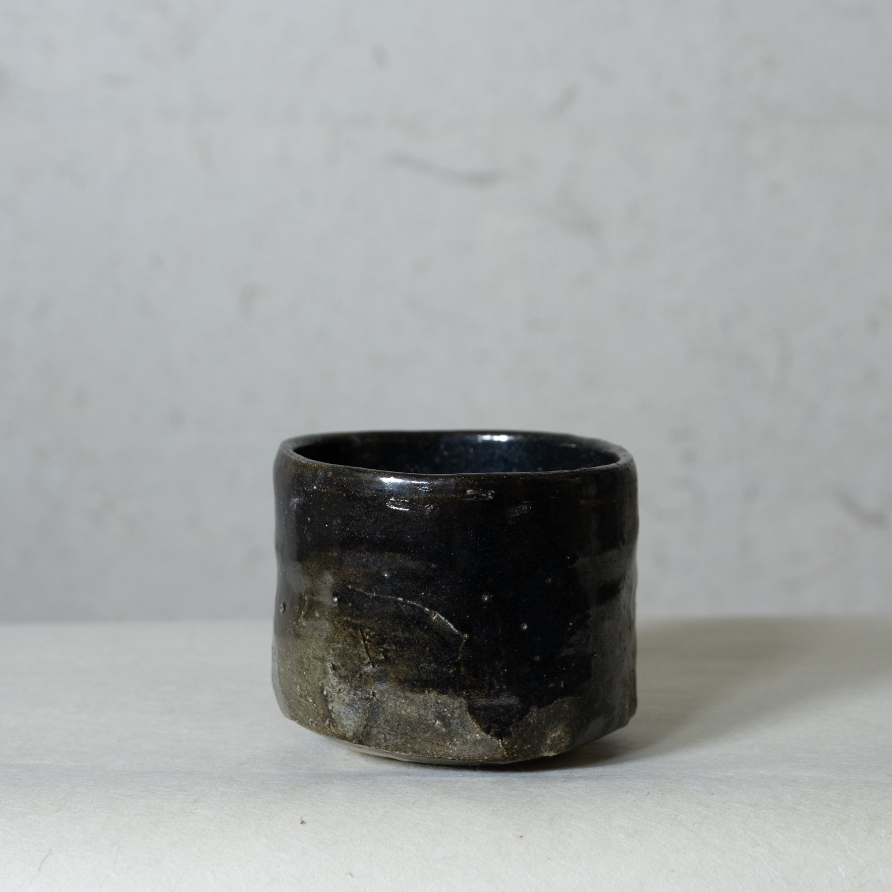 辻村史朗| Shiro Tsujimura 引出黒茶碗(st02639) – かみ屋online store