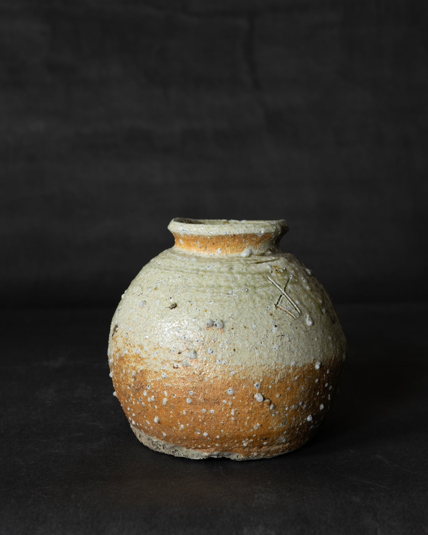 Iga Uzukumaru Flower Vase (st02655)