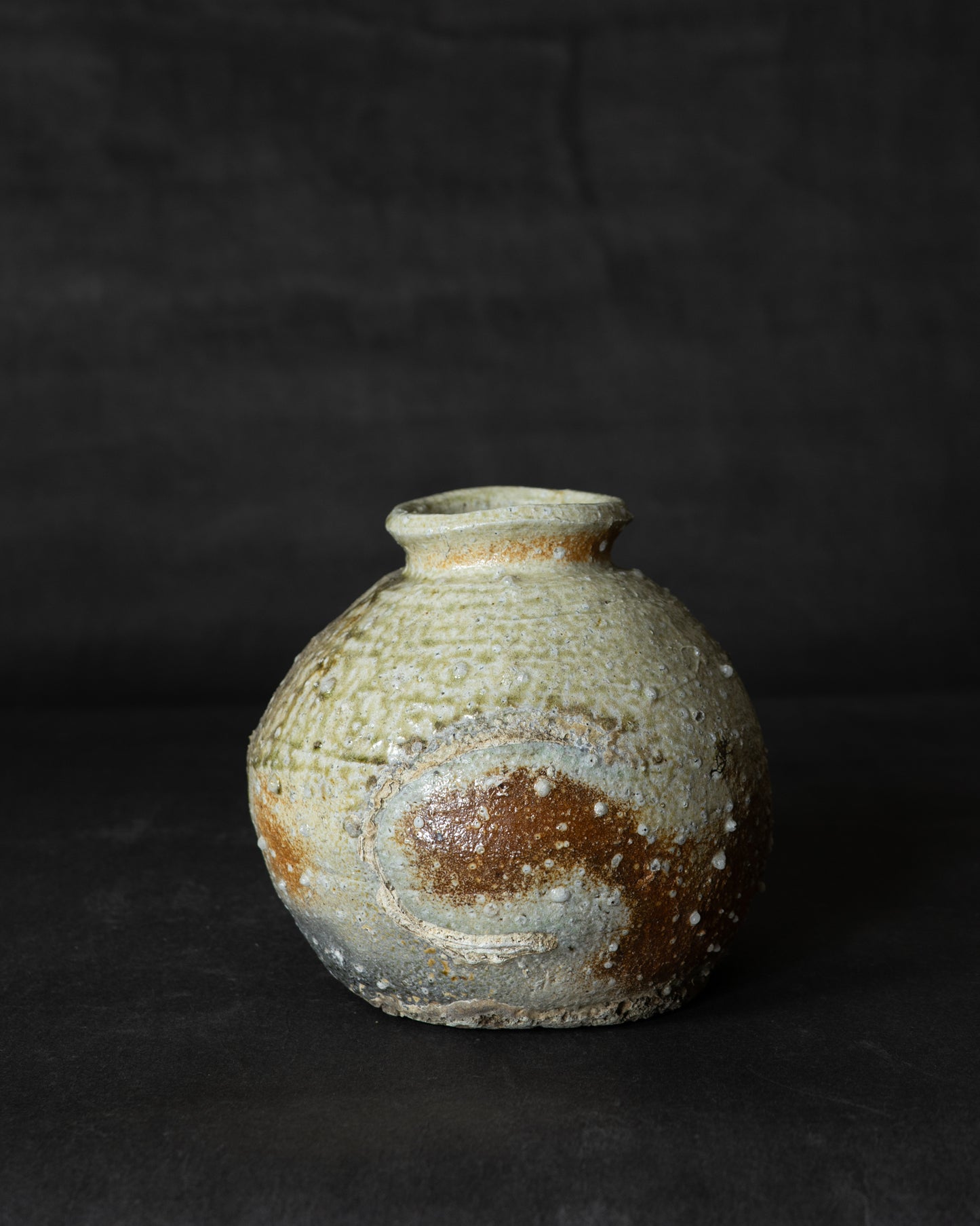 Iga Uzukumaru Flower Vase (st02655)